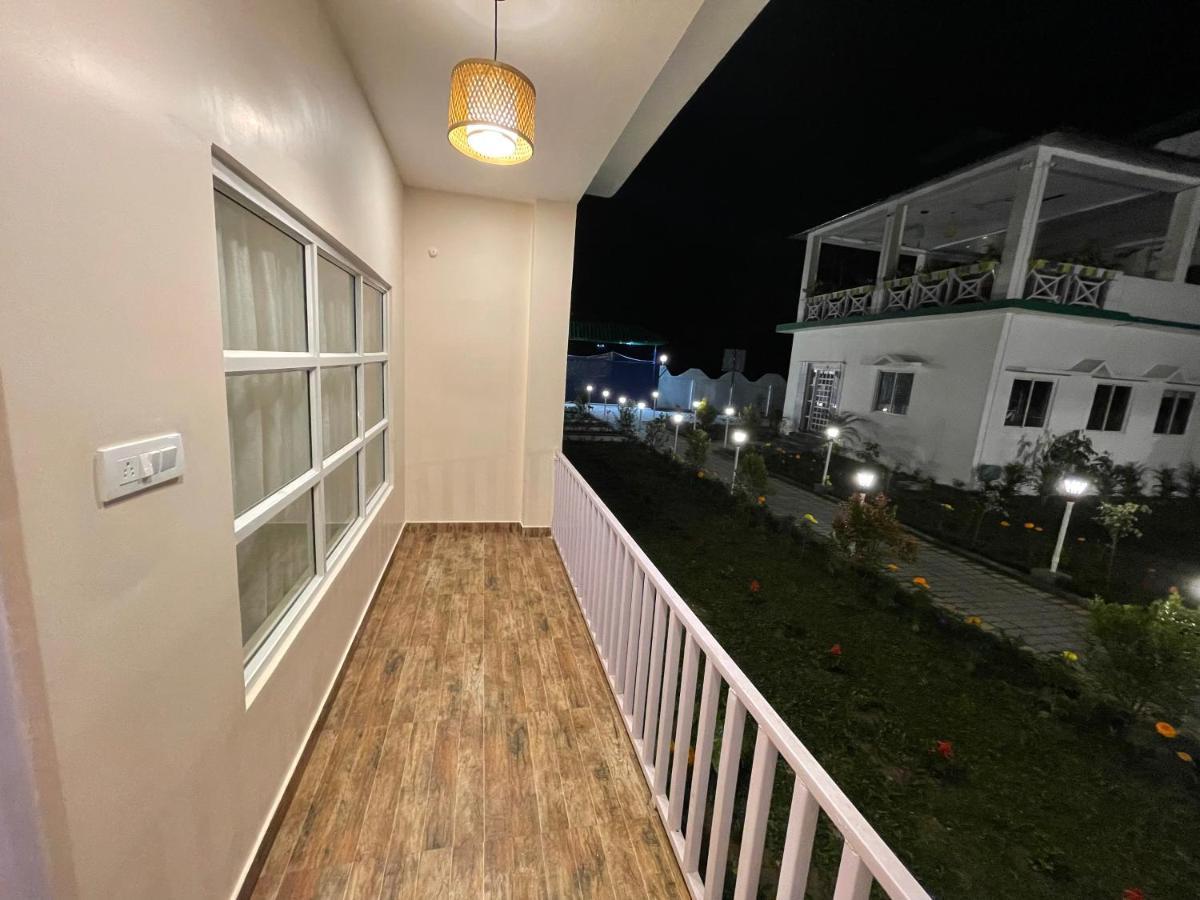 Jaldapara Forest Tourist Lodge Jftl Madari Hat Zewnętrze zdjęcie