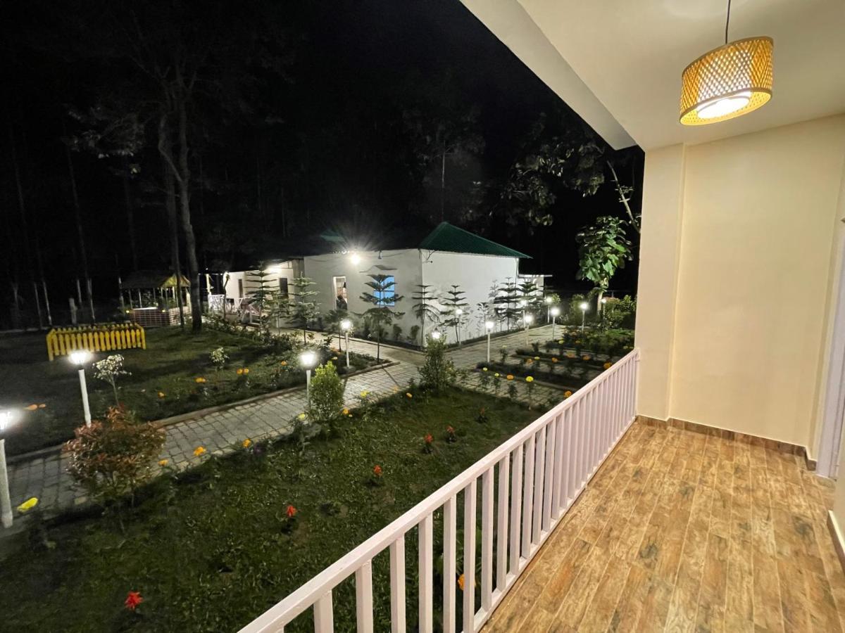 Jaldapara Forest Tourist Lodge Jftl Madari Hat Zewnętrze zdjęcie