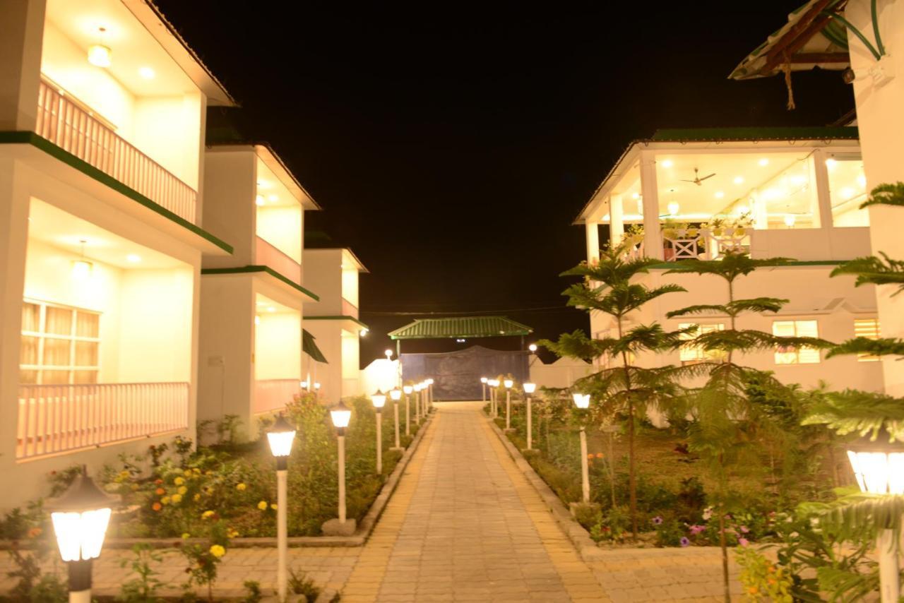 Jaldapara Forest Tourist Lodge Jftl Madari Hat Zewnętrze zdjęcie