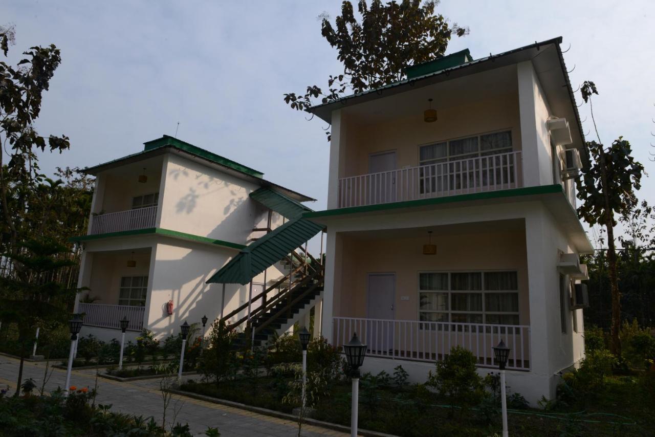 Jaldapara Forest Tourist Lodge Jftl Madari Hat Zewnętrze zdjęcie